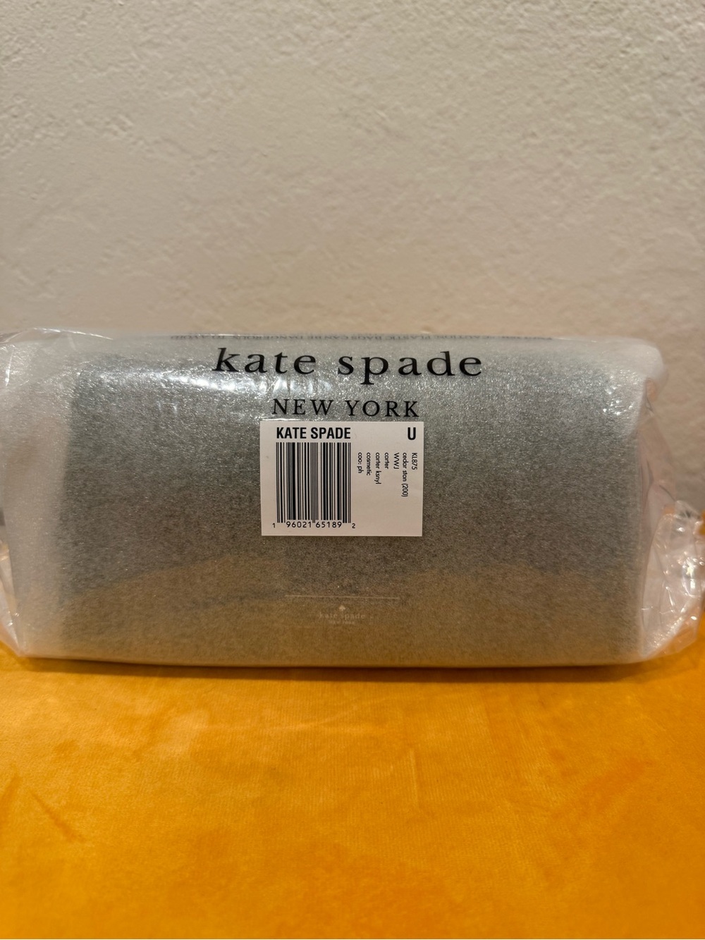 New Kate Spade Olive Green Carter Cosmetic Pouch - Picture 4 of 5